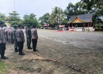 Polsek Pangkalan Lesung Bersama Upika Gelar Upacara HUT ke-26 Kabupaten Pelalawan