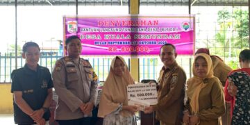 Polsek Bunut Pastikan Penyaluran BLT di Kuala Semundam Berjalan Tertib dan Aman
