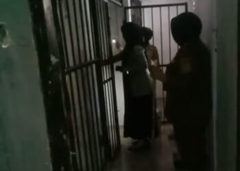 Satpol PP Dan WH Kota Subulussalam Lakukan Pembersihan Sel Tahanan