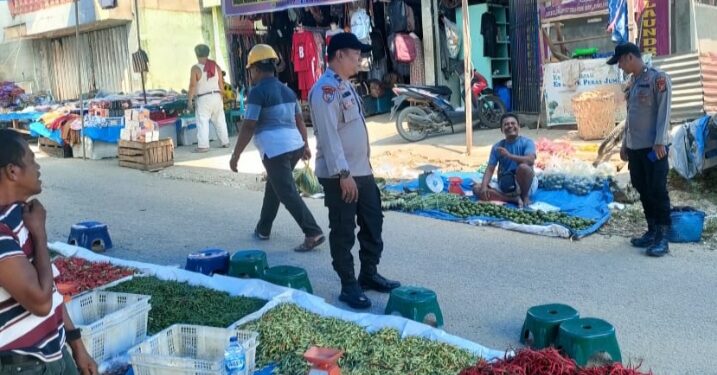 Polsek Ukui Patroli ke Pasar Tradisional, Pastikan Keamanan dan Harga Bapokmas Stabil