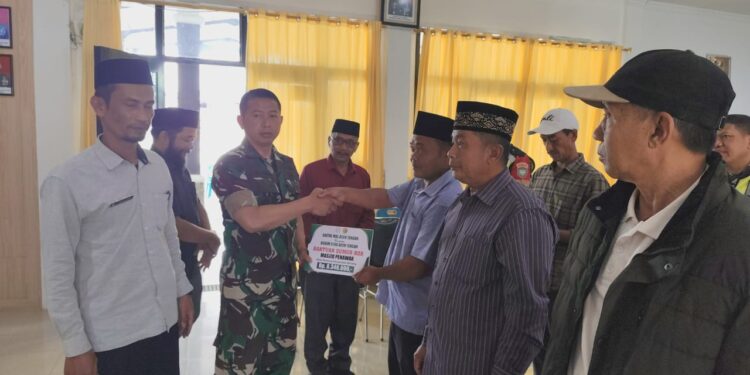 Program TMMD Ke-126, Dansatgas Serahkan Bantuan Sumur Bor Dan Pipanisasi Air Bersih