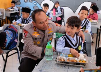 Kapolda Riau Resmikan SPPG Polres Kampar 