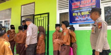 Polisi Kawal Program Makan Bergizi Gratis di Dua Sekolah Pangkalan Kuras