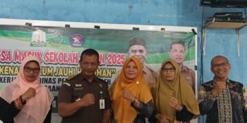Jaksa Masuk Sekolah, Kejati Aceh Saweu SMAN 4 Takengon