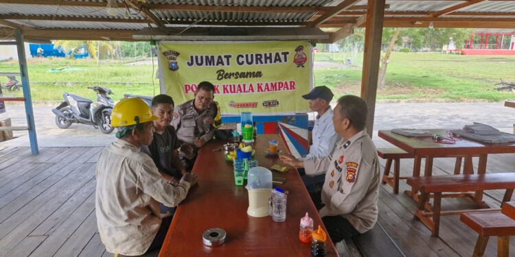 Jumat Curhat di Kuala Kampar, Polisi Bahas Karhutla hingga Kenakalan Remaja