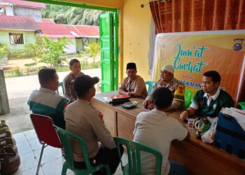 Giat Jum’at Curhat Polsek Pangkalan Lesung Sampaikan Himbauan Kamtibmas kepada Masyarakat