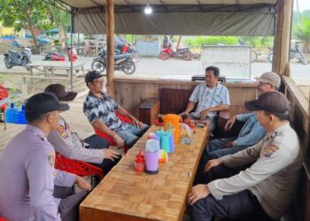 Polsek Teluk Meranti Gelar Jumat Curhat dan Sambang Tokoh, Tanggapi Keluhan Warga soal Remaja Ugal-Ugalan dan Pencurian Sarang Burung Walet