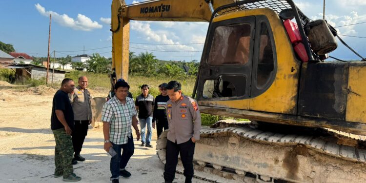 TNI-POLRI JAGA BUMI KAMPAR: Sat Reskrim dan Intel Kodim 0313/KPR Sisir Galian C Ilegal, Kirim Pesan Membara Bagi Pelaku!”