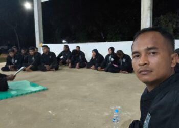 Polsek Kerumutan Gelar Latihan Pencak Silat Bersama PSHT untuk Tingkatkan Soliditas dan Jaga Kamtibmas