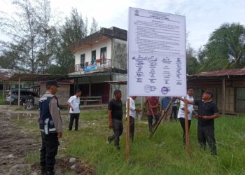 Pemdes Pulo Sarok Pasang Himbauan Peringatan Terhadap Pelanggaran Syariat Islam  