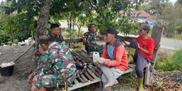Anggota Satgas TMMD Ke 126 Anjangsana Dengan Masyarakat Kute Keramil