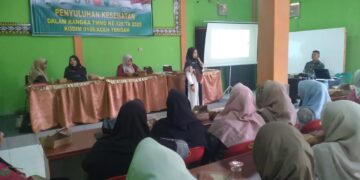TMMD Ke-126, Satgas Bersama Dinkes Gelar Penyuluhan Kesehatan Di Kute Keramil