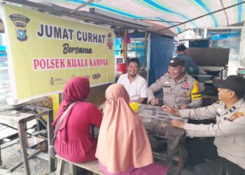 Polsek Kuala Kampar Gelar Jumat Curhat, Warga Keluhkan Penipuan Online dan Kenakalan Remaja