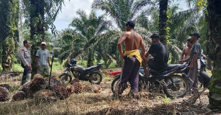Polsek Pangkalan Lesung Sambangi Tokoh Pemuda, Ajak Jaga Kamtibmas