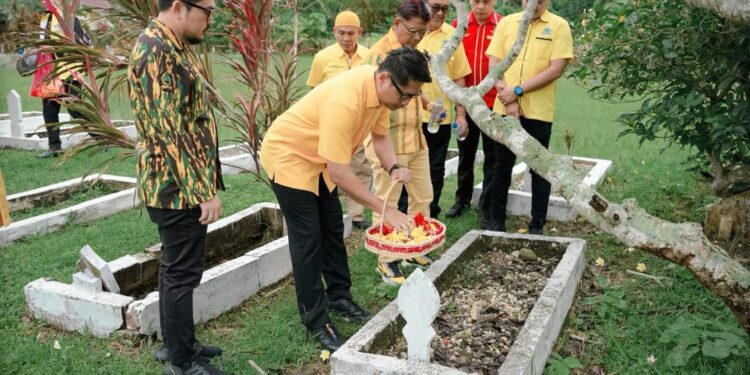 Mengenang Jasa Pahlawan, DPD II Partai Golkar Langsa Gelar Ziarah dan Aneka Kegiatan Sosial