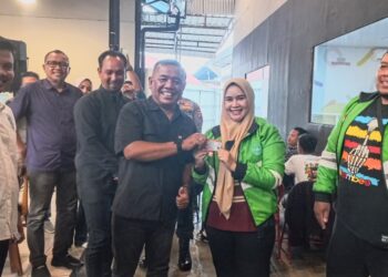 Ketua IMI Kota Langsa Salurkan SIM Gratis Tahap Dua