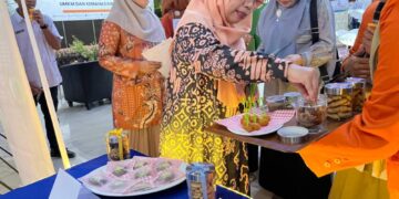 Universitas Muhammadiyah Ahmad Dahlan Palembang menyelenggarakan Pameran UMKM