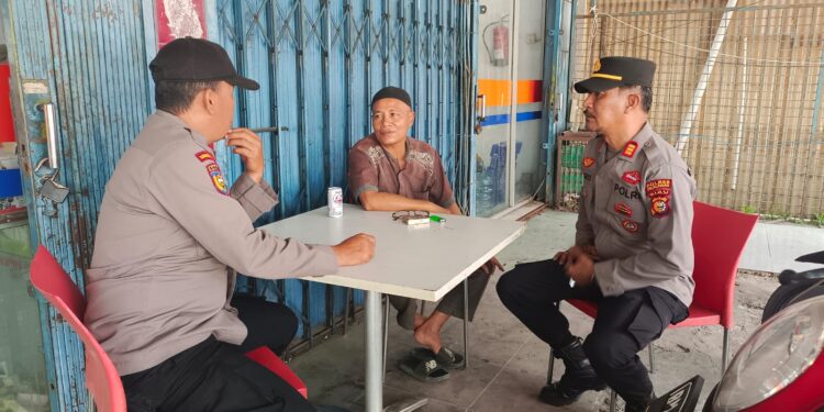 Akhir Pekan, Polsek Pangkalan Kuras Sambangi Tokoh Masyarakat untuk Cegah Gangguan Kamtibmas