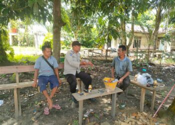 Bhabinkamtibmas Langgam Sambangi Warga, Himbau Waspada Narkoba dan Karhutla