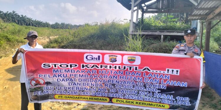 Polsek Kerumutan Patroli Daerah Rawan Karhutla, Sosialisasi Larangan Membakar Lahan