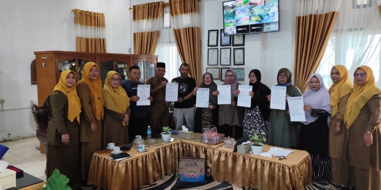 Mendukung Makanan Sehat Dan Higeinis, Para Pihak Kantin Teken MoU Bersama SMP Negeri 1 Takengon