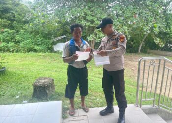 Polsek Kerumutan Gelar Patroli dan Sosialisasi Larangan Bakar Lahan di Wilayah Rawan Karhutla