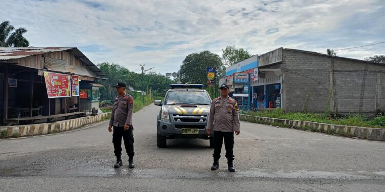 Polsek Pangkalan Lesung Gelar Patroli Lalu Lintas di Jalur Rawan Kecelakaan