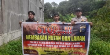 Cegah Karhutla, Polsek Teluk Meranti Sebar Maklumat Kapolda Riau dan Gelar Binluh di Kawasan Rawan