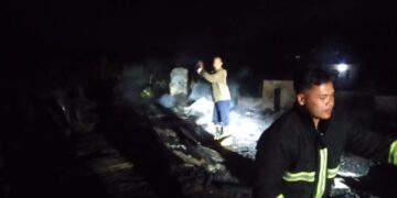 Kebakaran Hanguskan Satu Rumah Warga Di Kampung Kung