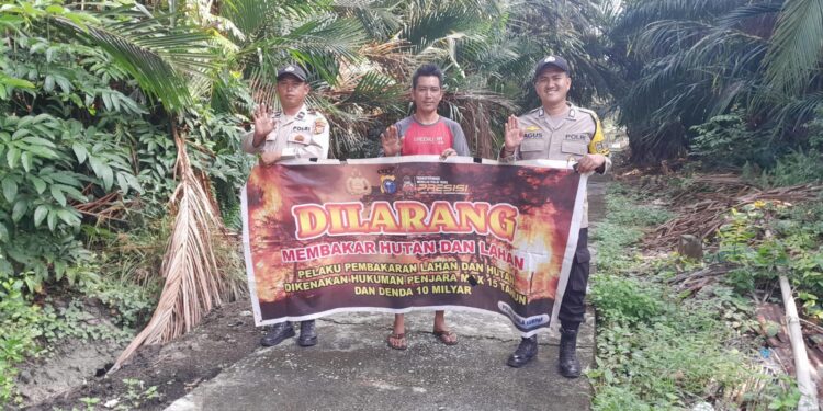 Polsek Kuala Kampar Sosialisasikan Maklumat Kapolda Riau untuk Cegah Karhutla