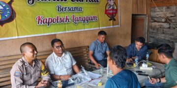 Warga Apresiasi Polisi Dekat dengan Masyarakat, Polsek Langgam Gelar Jumat Curhat