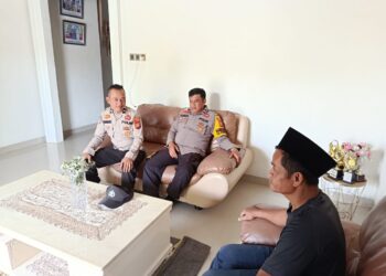 Polsek Pangkalan Kuras Sambangi Tokoh Masyarakat, Tekankan Pentingnya Harkamtibmas