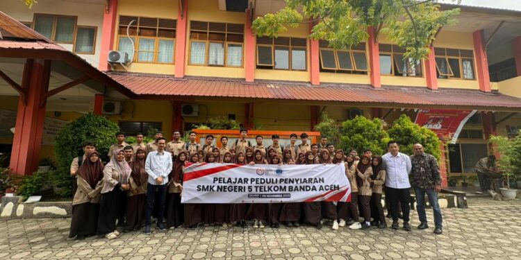 KPI Aceh Gelar Literasi Media dan Teken Kerja Sama dengan SMK 5 Telkom Banda Aceh