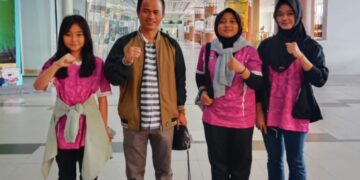 Keberangkatan Para Atlit Tenis Meja SMPN 04, Putri Mantan Atlet Senior Andi Ilham Pegawai Rutan Narkotika Kelas IIB Rumbai