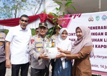 Polda Riau Gelar Workshop Green Policing untuk 311 Ketua OSIS se-Riau dan Penanaman 21.000 Pohon Serentak 10–21 November