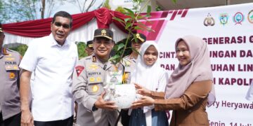 Polda Riau Gelar Workshop Green Policing untuk 311 Ketua OSIS se-Riau dan Penanaman 21.000 Pohon Serentak 10–21 November