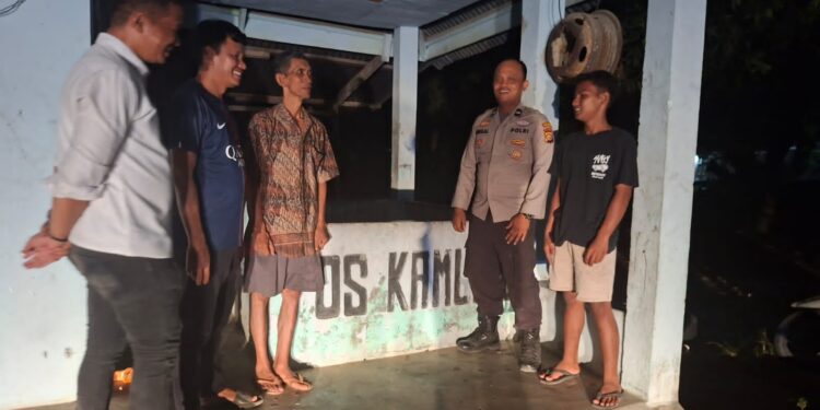Ajak Warga Aktif Jaga Keamanan Lingkungan, Polsek Langgam Cek Pos Kamling