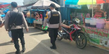 Polsek Ukui Gelar Patroli Pasar, Warga Merasa Lebih Aman Berbelanja