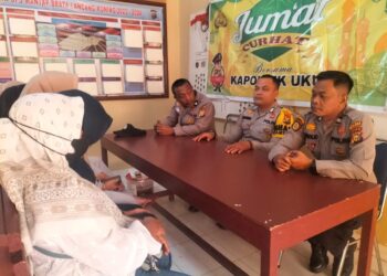 Polsek Ukui Gelar Jum’at Curhat, Warga Sampaikan Isu Karhutla hingga Nongkrong Remaja
