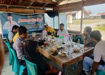 Polsek Bunut Gelar “Jumat Curhat” untuk Tingkatkan Kamtibmas