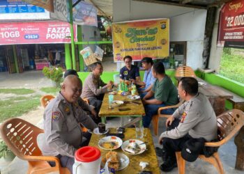 Polsek Pangkalan Lesung Sampaikan Himbauan Kamtibmas dalam Kegiatan Jumat Curhat