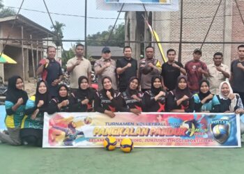 Pembukaan Open Turnamen Sepak Bola dan Voli Putri Cup VI Digelar Meriah di Desa Pangkalan Panduk