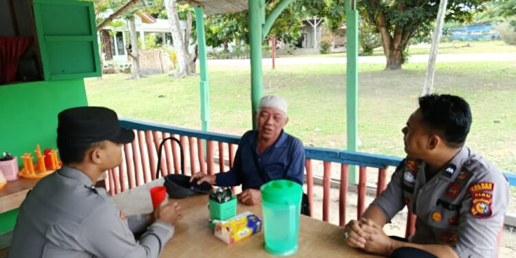 Polisi Sambangi Tokoh Masyarakat di Sorek Satu, Ajak Warga Jaga Kamtibmas