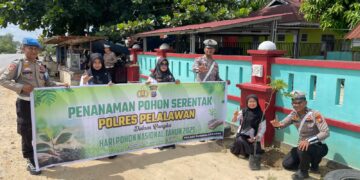Peringati Hari Pohon Nasional 2025, Polisi Tanam 17 Bibit Pohon Buah