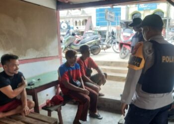 Polsek Ukui Gelar KRYD, Patroli dan Edukasi Warga Untuk Jaga Kamtibmas