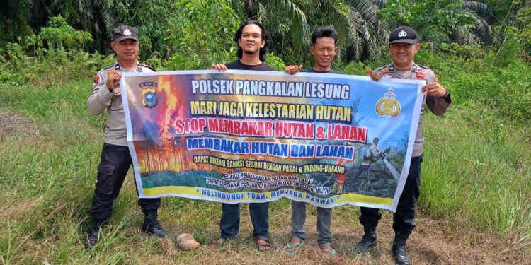 Polsek Pangkalan Lesung Gencar Sosialisasikan Maklumat Kapolda Riau soal Larangan Bakar Lahan