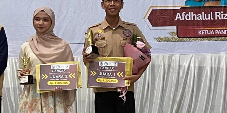 Siswa SMAN 4 Takengon Borong 2 Piala Gerdak Seoson II Dan 1 Piala Kemempora