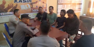 Polsek Ukui Gelar Ibadah Minggu Kasih, Dengarkan Aspirasi dan Perkuat Hubungan dengan Warga