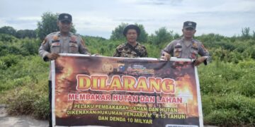 Polsek Kuala Kampar Patroli dan Edukasi Masyarakat Soal Larangan Membakar Lahan