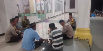 Polsek Ukui Gelar Sholat Subuh Berjamaah di Masjid Paripurna Al-Jihad